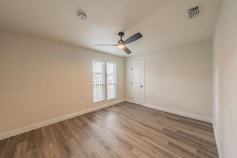 Tiny photo for 7408 Golf Club Drive, Fort Worth, TX 76179 (MLS # 21098588)