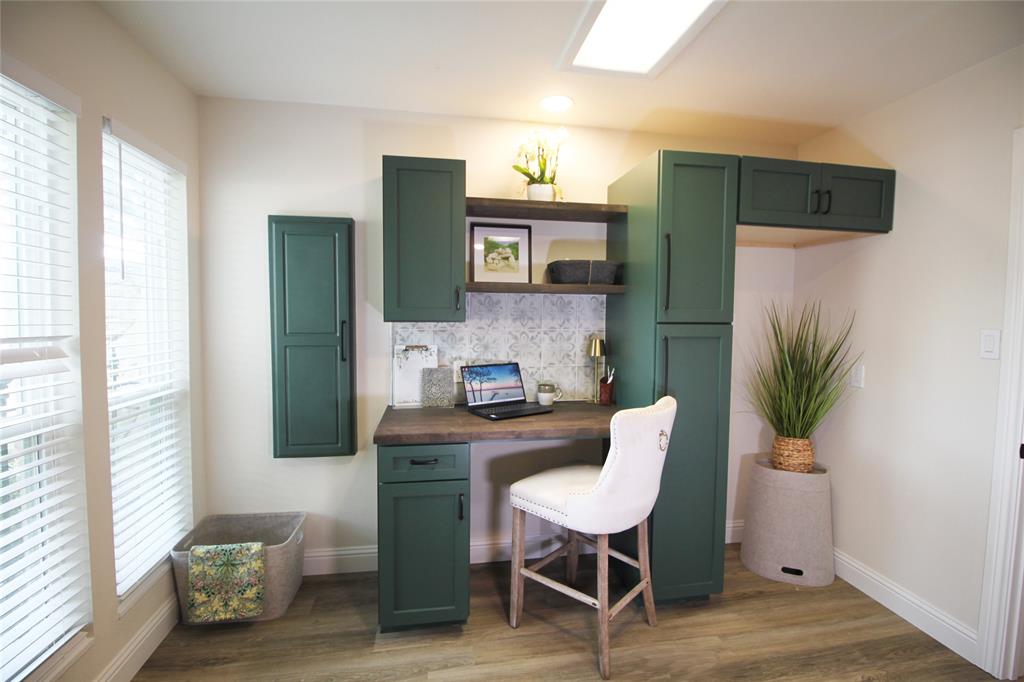 Lake Country Estates Add - Residential