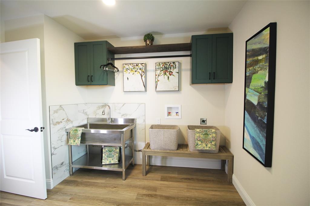 Lake Country Estates Add - Residential