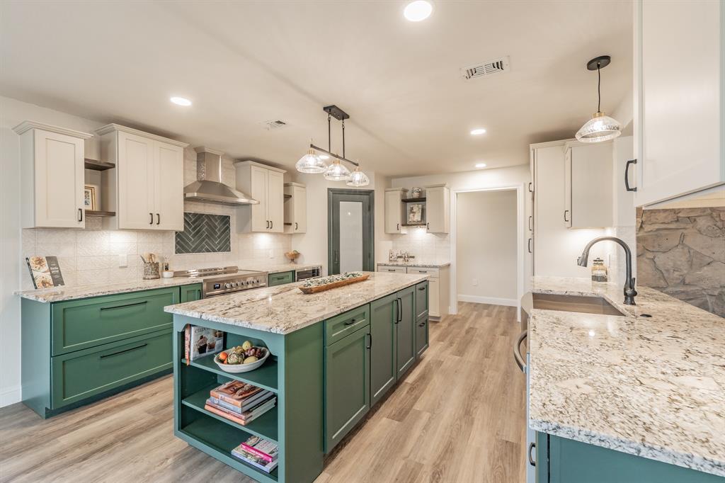 Lake Country Estates Add - Residential