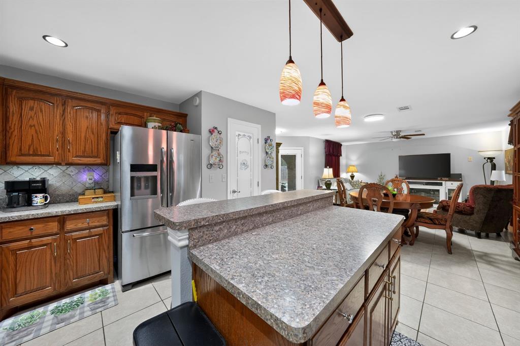 Oak Leaf Trail - Residential