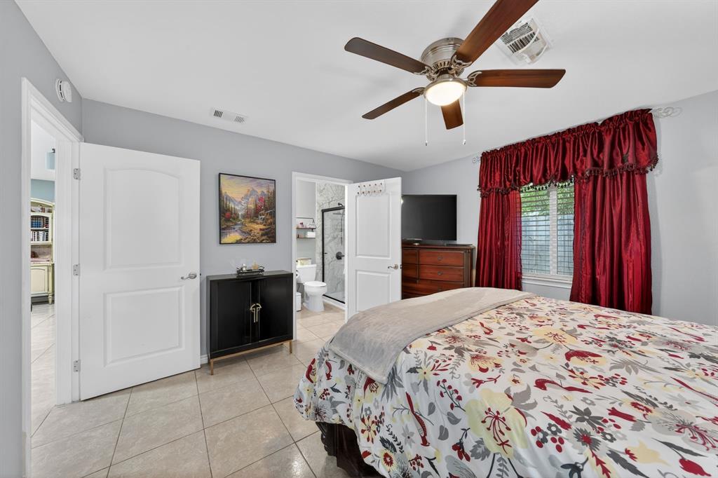 Oak Leaf Trail - Residential