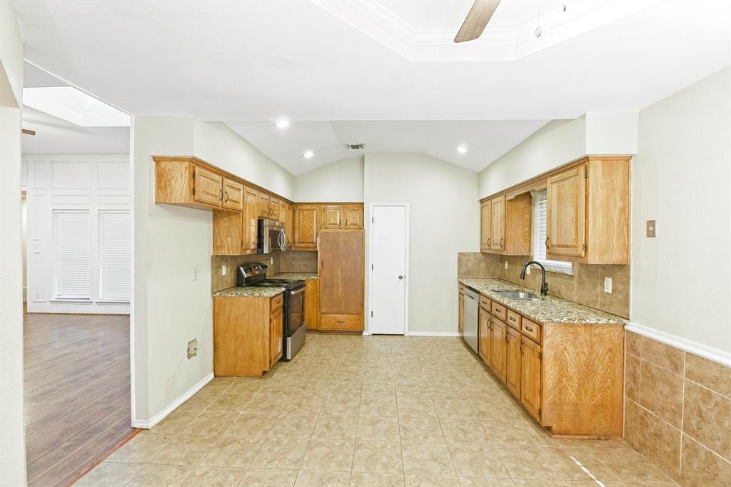 Richardson, Texas 75082, United States, 4 Bedrooms Bedrooms, ,2 BathroomsBathrooms,Residential,Active,164798