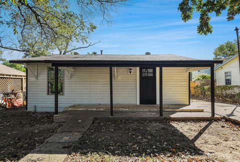 Photo of 3506 N Houston Street, Fort Worth, TX 76106 (MLS # 21145141)