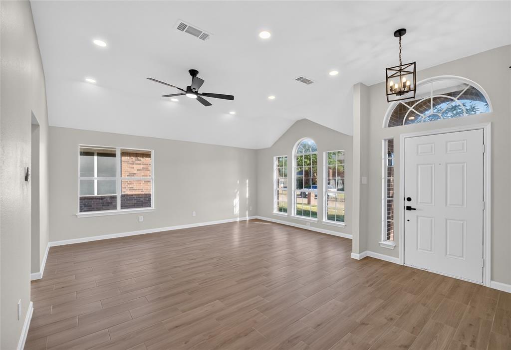 2221 Bridle Path Drive
