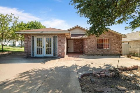 4414 Tierra Drive Dallas TX 75211