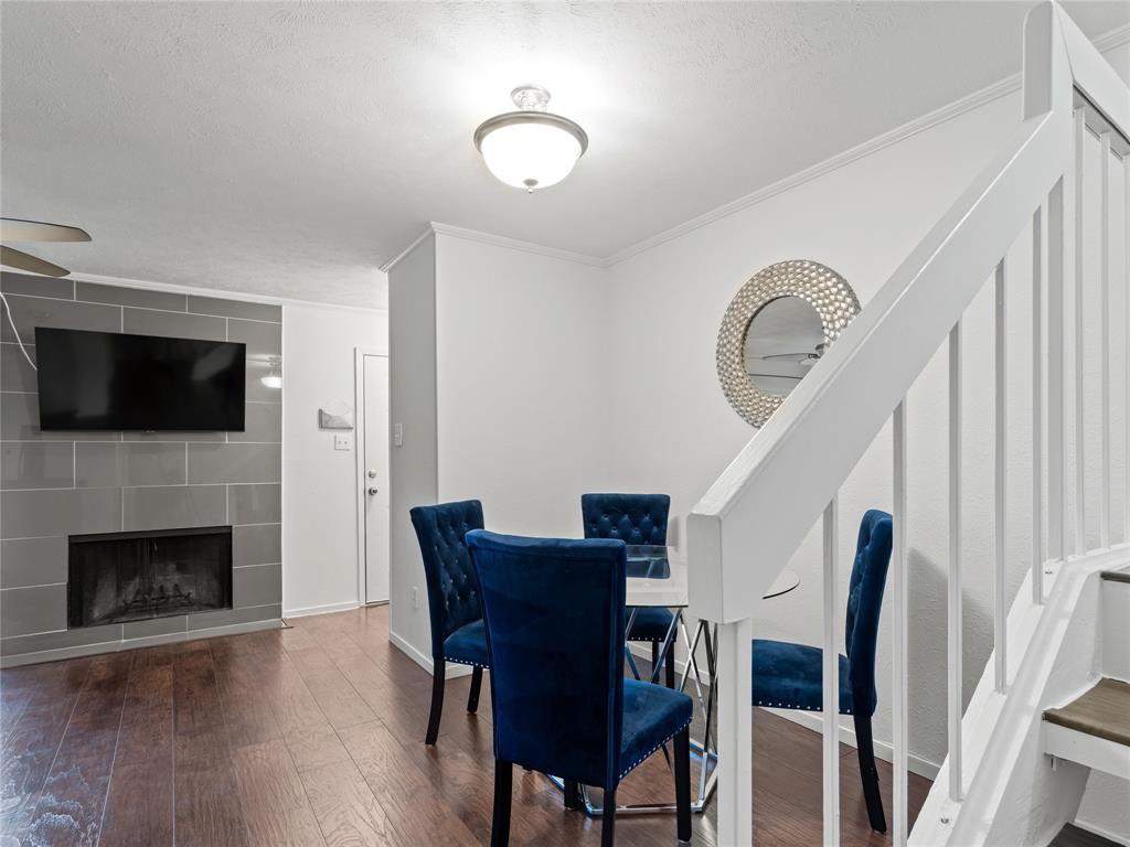 5757 Martel Avenue B11
