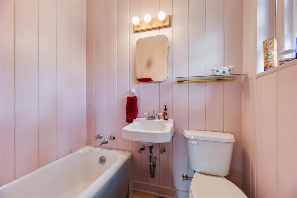 Oak Crest Estates - Residential