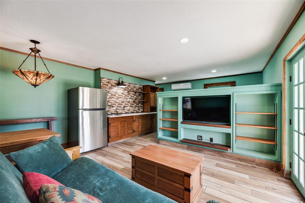 Oak Crest Estates - Residential