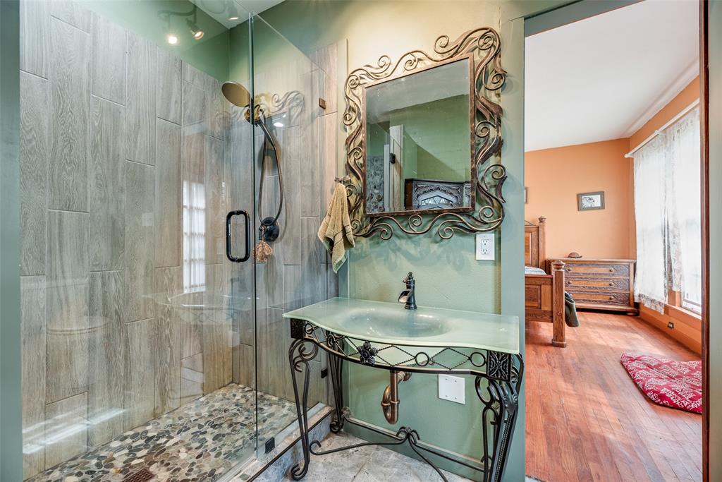 Oak Crest Estates - Residential