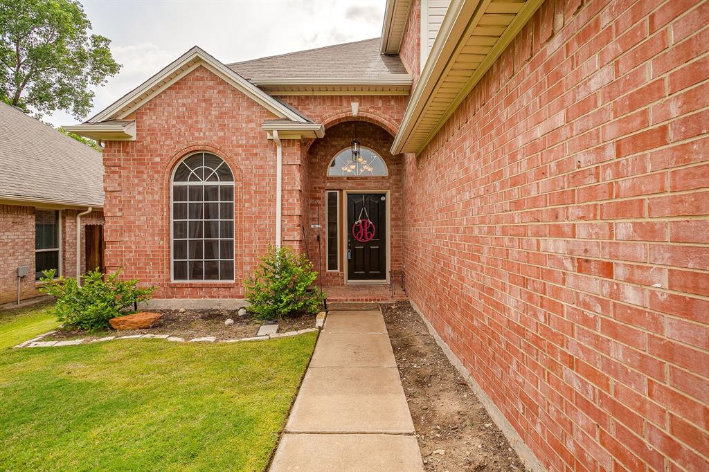 8737 Sunset Trace Drive
