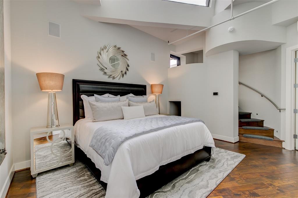Neil P At Burnett Park Condo - Residential