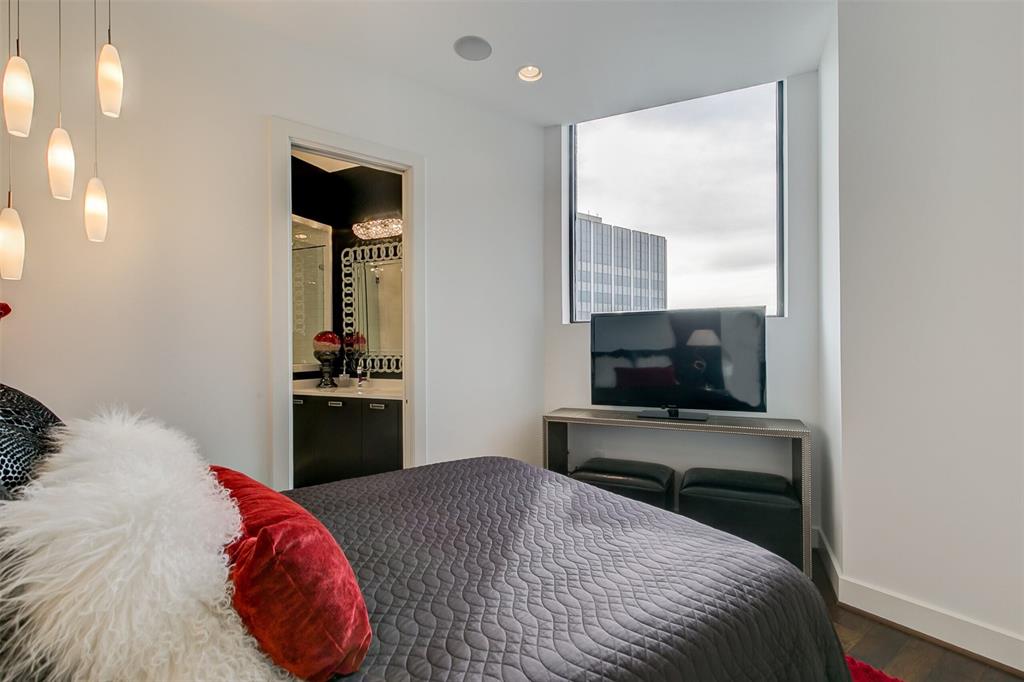 Neil P At Burnett Park Condo - Residential