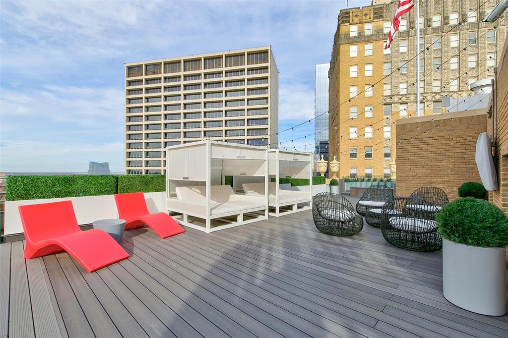 Neil P At Burnett Park Condo - Residential