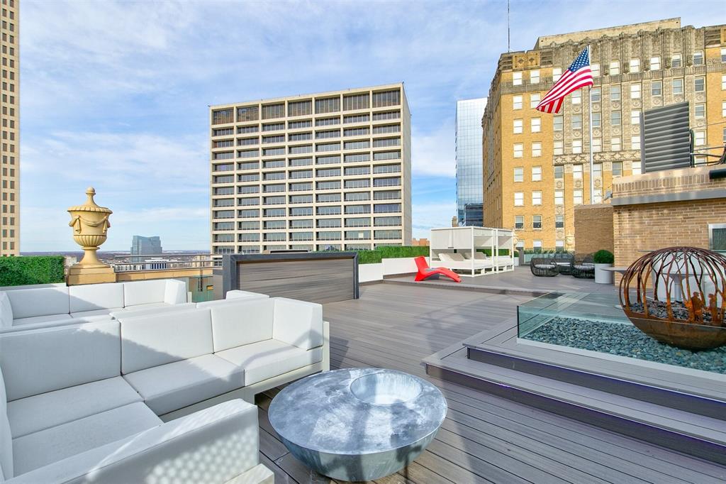 Neil P At Burnett Park Condo - Residential