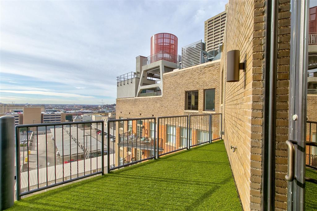 Neil P At Burnett Park Condo - Residential
