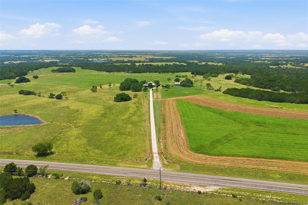 5835 N Fm 1744