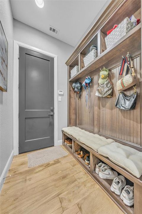 Tiny photo for 7500 Hamlet Avenue, Arlington, TX 76001 (MLS # 21099026)