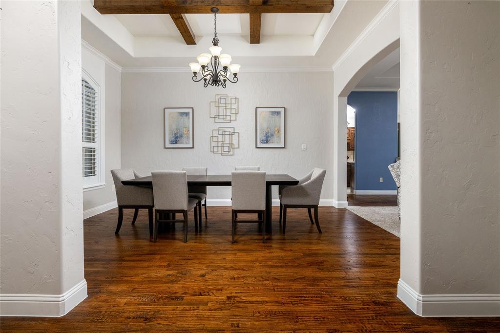 7112 CHIMNEY CREEK Drive