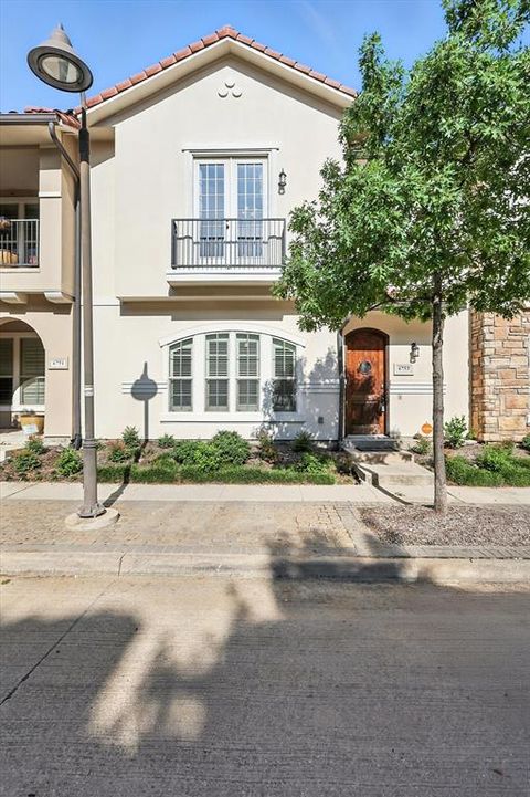 6755 Plaza Via Irving TX 75039