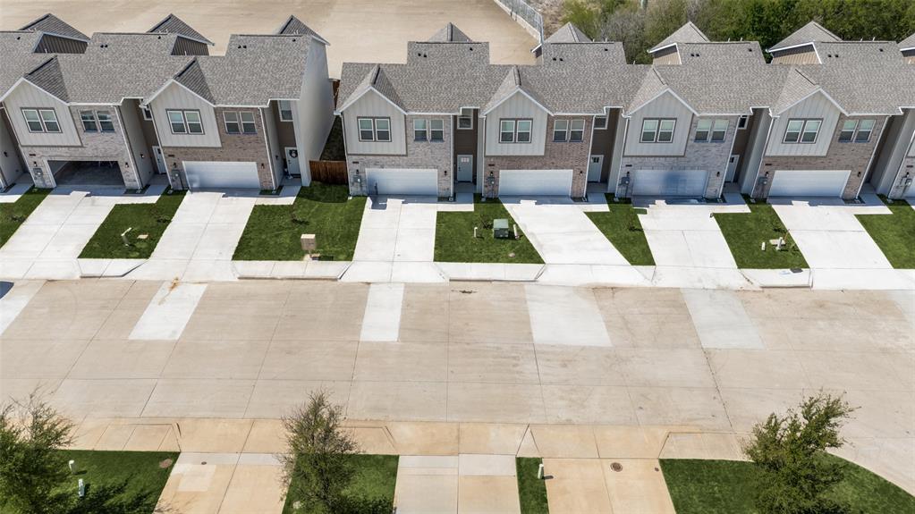 Camp Wisdom Estates - Residential Income