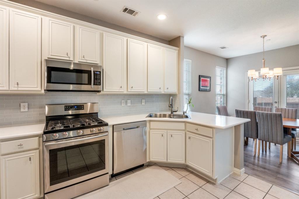 Pasquinellis Kingsbrook At Ridgeview - Residential