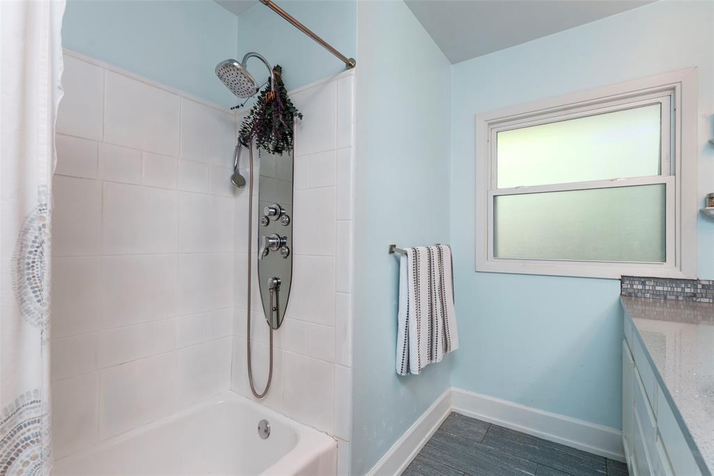 College Hills Arlington - Residential
