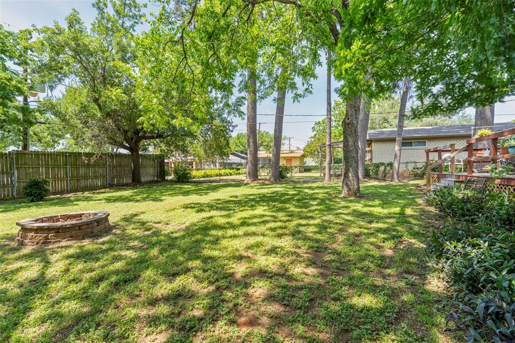 College Hills Arlington - Residential