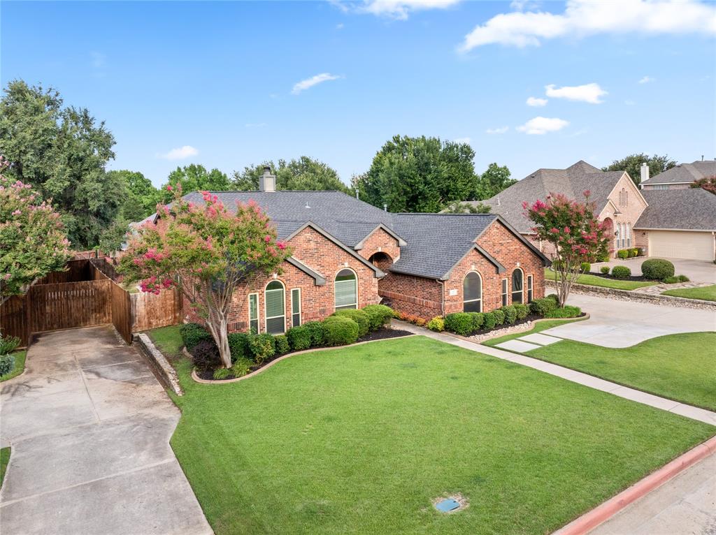 36 W Hillside Place