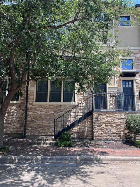 Photo of 5717 PANTHEON Court, Plano, TX 75024 (MLS # 21319063)