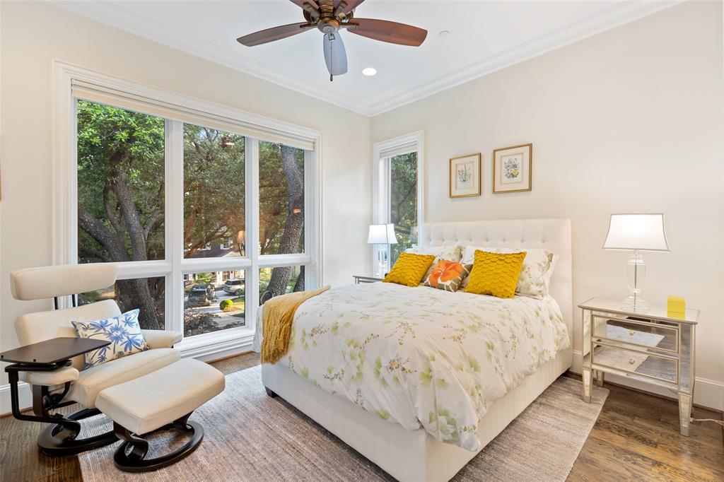 Fourth Instl/Hlnd Park - Residential