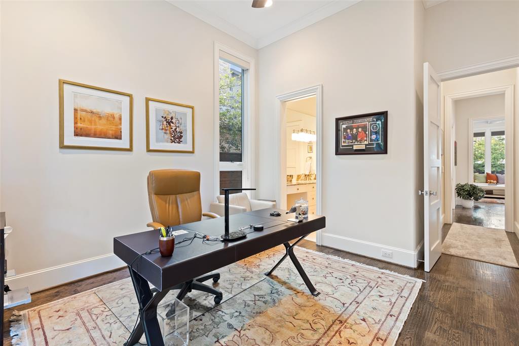 Fourth Instl/Hlnd Park - Residential