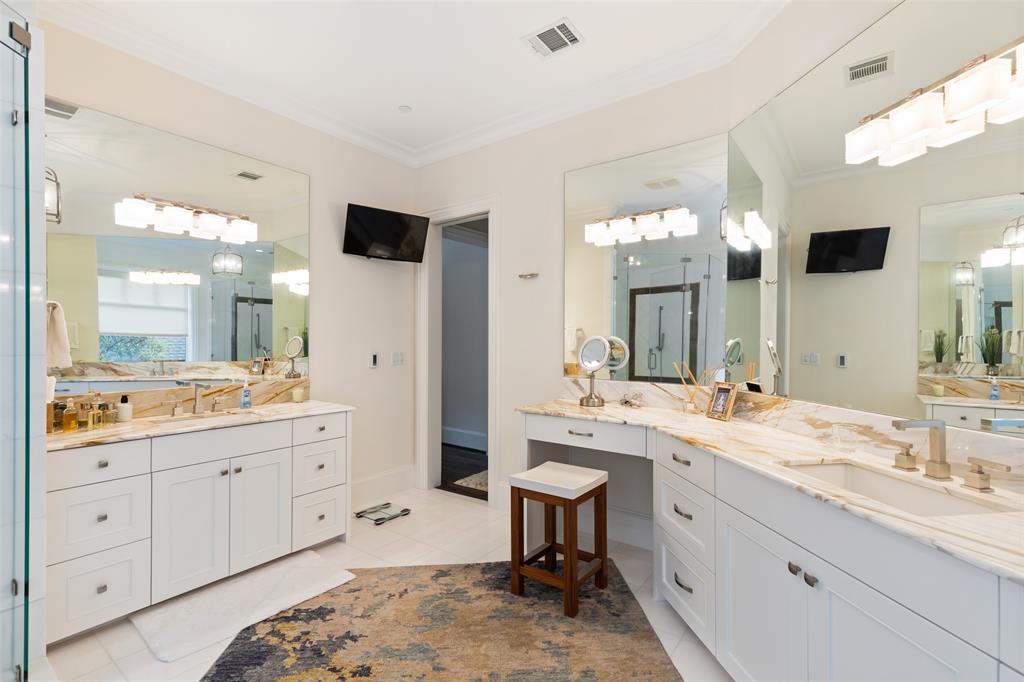 Fourth Instl/Hlnd Park - Residential