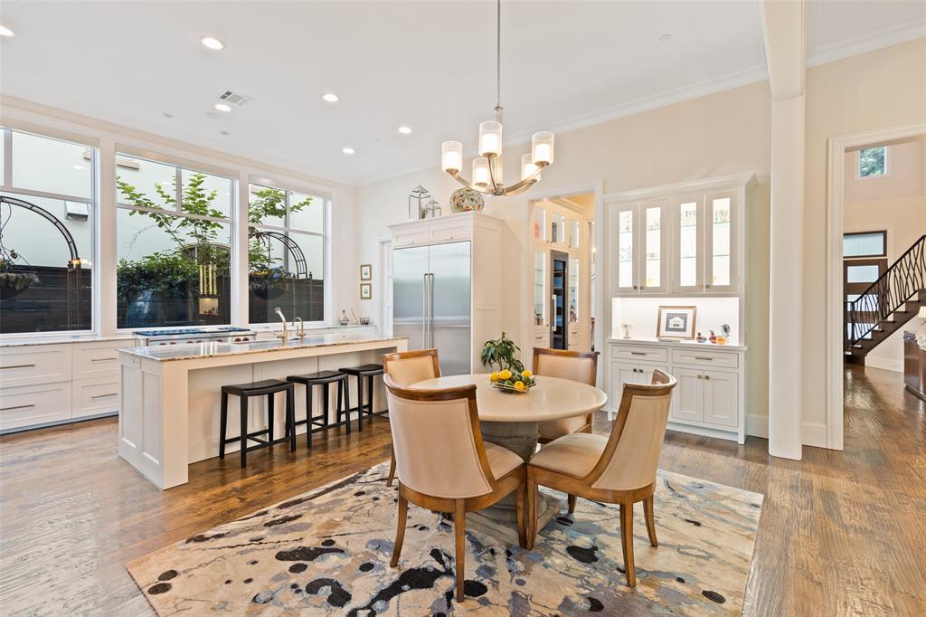 Fourth Instl/Hlnd Park - Residential