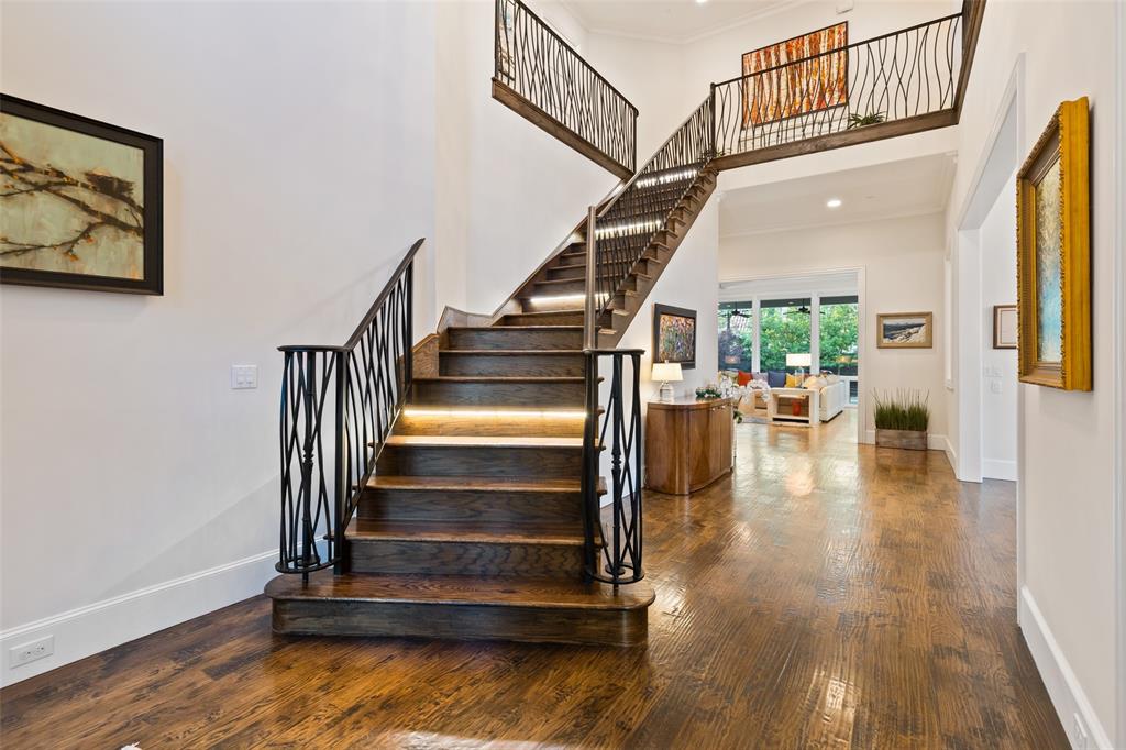 Fourth Instl/Hlnd Park - Residential