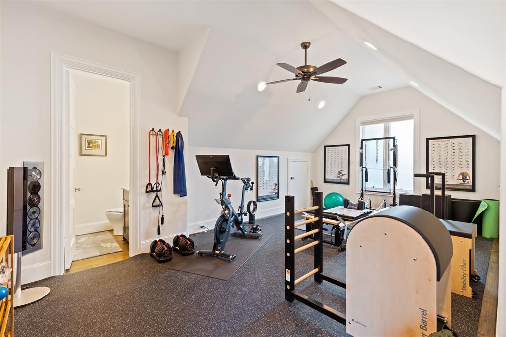 Fourth Instl/Hlnd Park - Residential