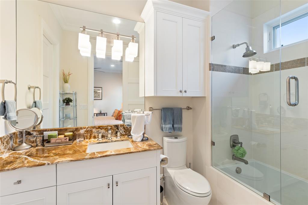 Fourth Instl/Hlnd Park - Residential