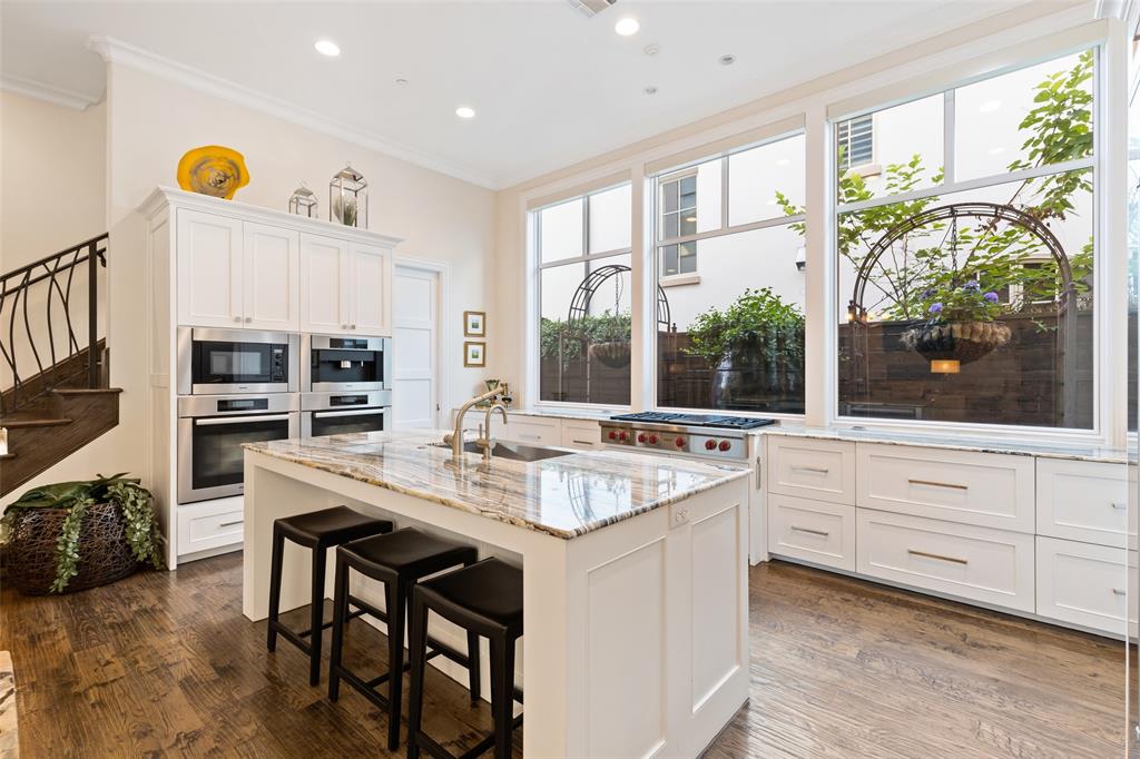 Fourth Instl/Hlnd Park - Residential