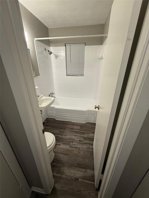 LEVI L YORK - Residential