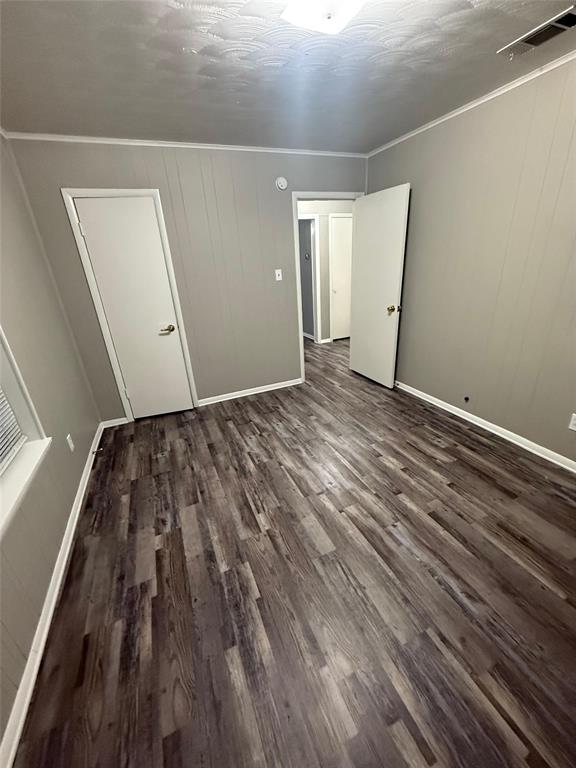 LEVI L YORK - Residential