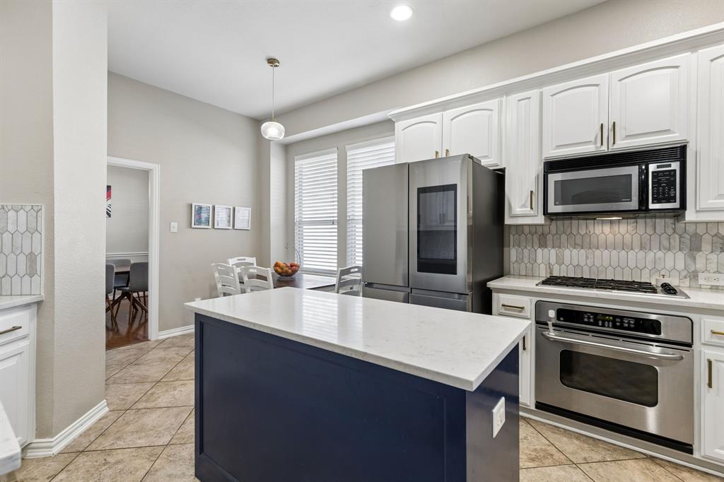 7512 Powder Horn Lane