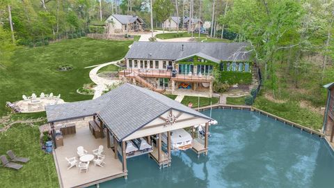 Photo of 42 Leona Court, Scroggins, TX 75480 (MLS # 20900806)