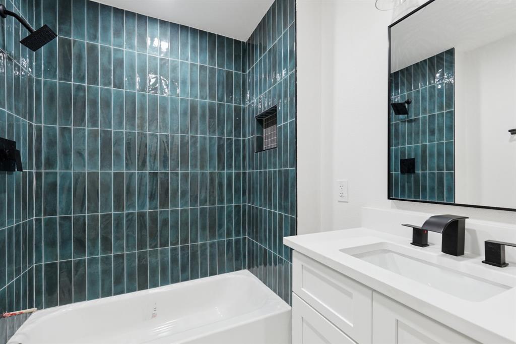 NORTH HILL ESTATES - Residential