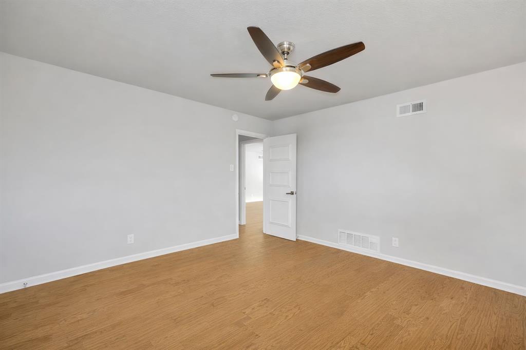 Schreiber Manor 06 Inst - Residential