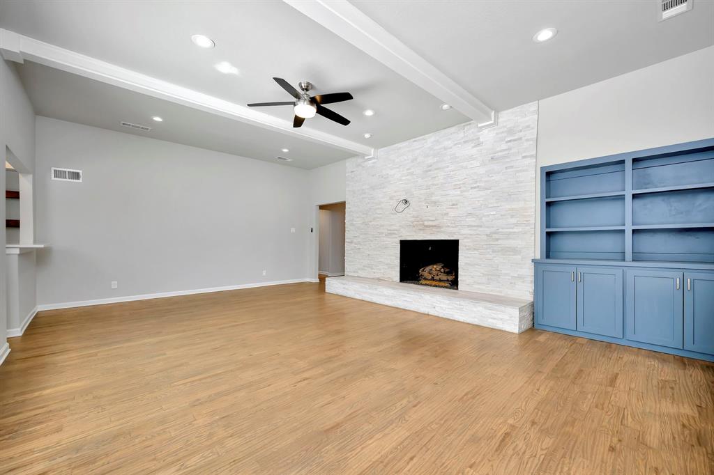 Schreiber Manor 06 Inst - Residential