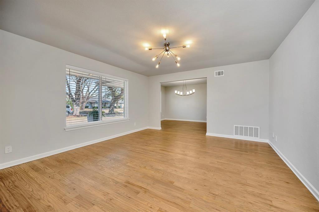 Schreiber Manor 06 Inst - Residential