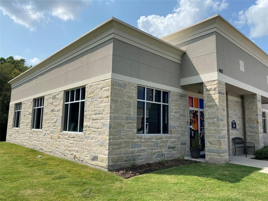 UPSCALE LUXE BEAUTIFUL OFFICE CONDO FEATURING RECEPTION AREA, 4 LARGE OFFICE rooms, BREAK ROOM WITH Refrigerator, RESTROOM. End visible unit 601. Available for lease immediately. * PRIME LOCATION IN WEST RIDGE OFFICE CONDOS. * OPEN AND AIRY WITH NICE CEILING HEIGHTS. * BEAUTIFUL RECEPTION AREA AND HALLWAY WITH ENGINEERED WOOD FLOORS. * OFFICE ROOMS ARE CARPETED. * IDEAL FOR GROWING BUSINESSES. * Perfect for any general office use or professional services, which includes insurance, mortgage, real estate offices, spa & laser services, psychology, ABA, kids, medical services.