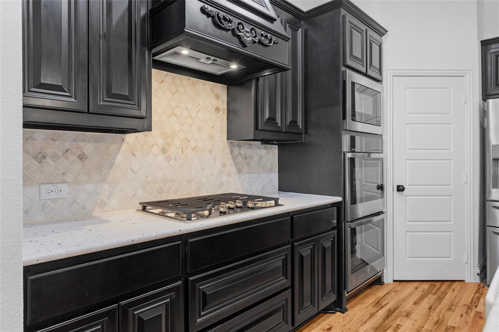 305 Cherbury Grove