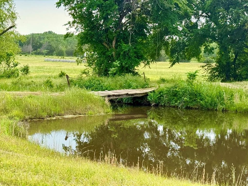 1176 W FM 1753