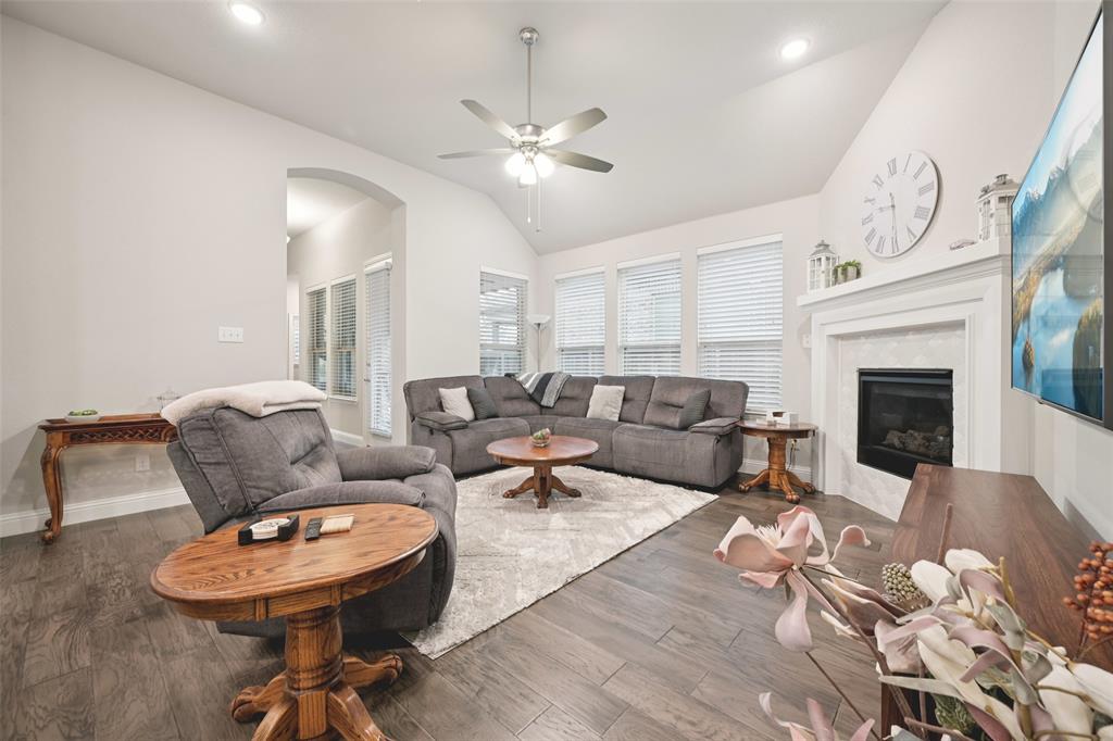 436 Gibbons Creek Trail
